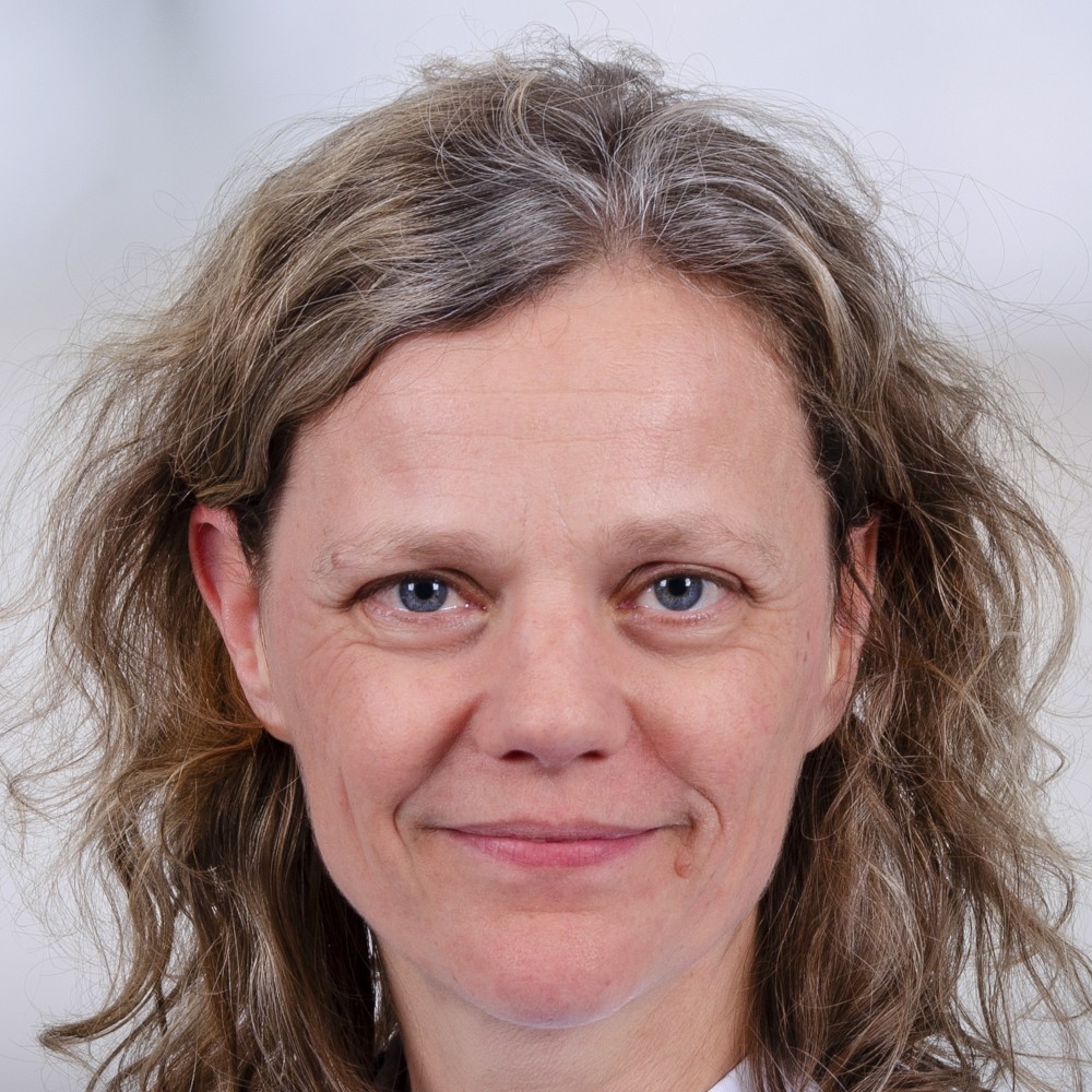 Kleine profielfoto van E. Zonneveld-Huijssoon