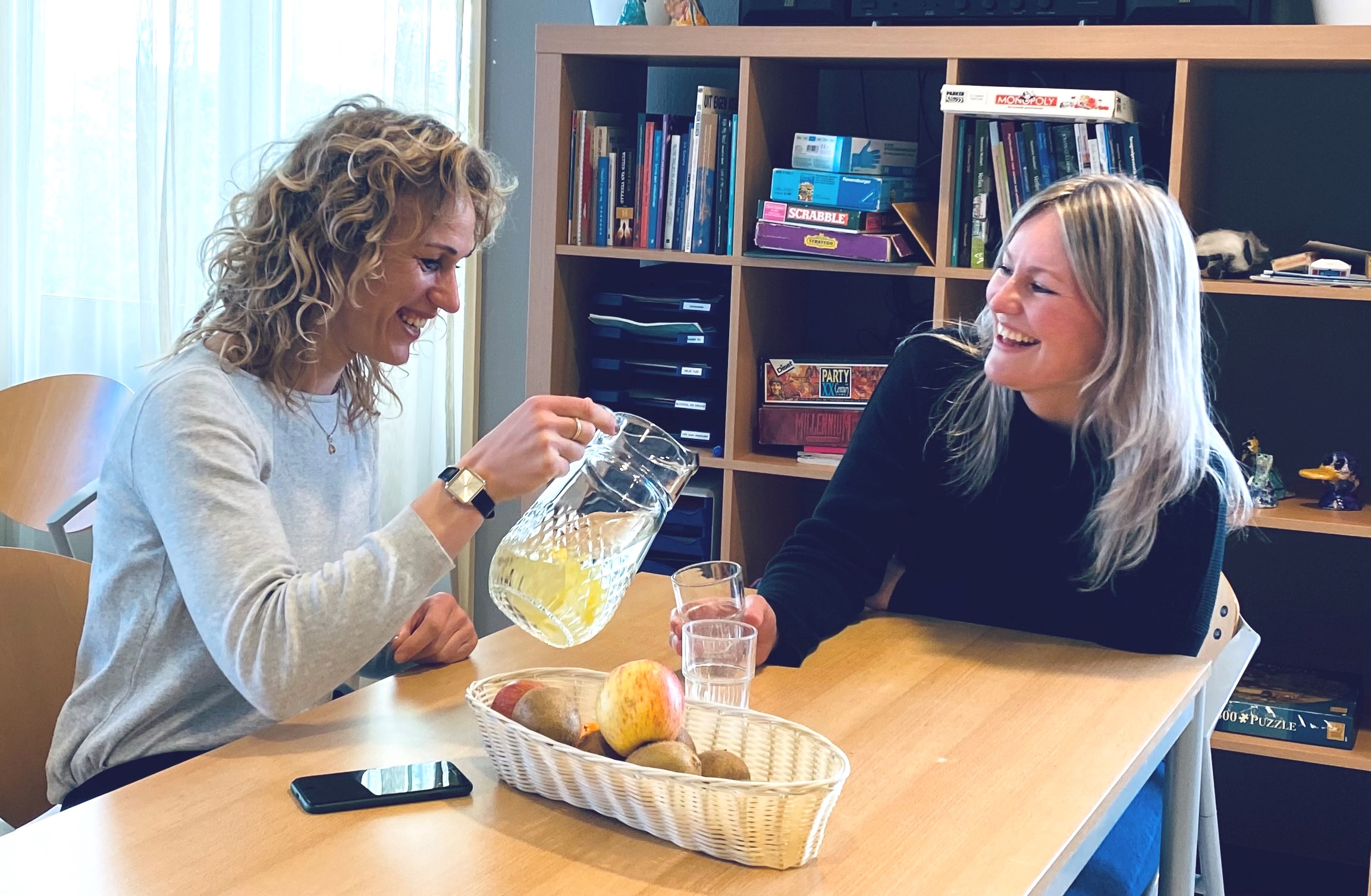 Verpleegkundigen Marjolein en Marrit