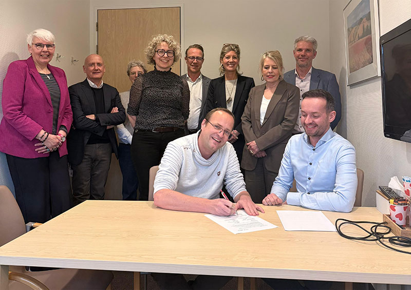 Ondertekening samenwerking Hartcentra van Frisius MC en UMCG