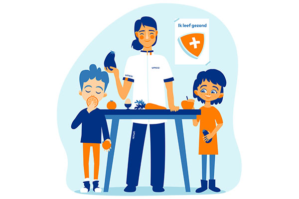 Een verpleegkundige praat met de kinderen over gezond voedsel.