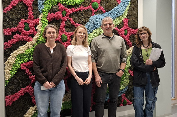 Ellen Weersing (analist), Brecht Attema (Ontvanger van de grant), Folkert Kuipers (PI groep), en Olivia Verdier (Master Student Stagiair)