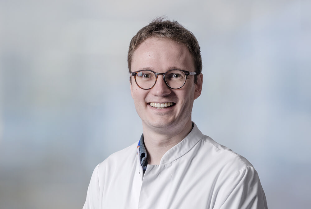 A.E.S Zwart