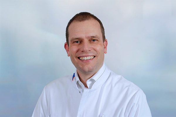 B. van Minnen