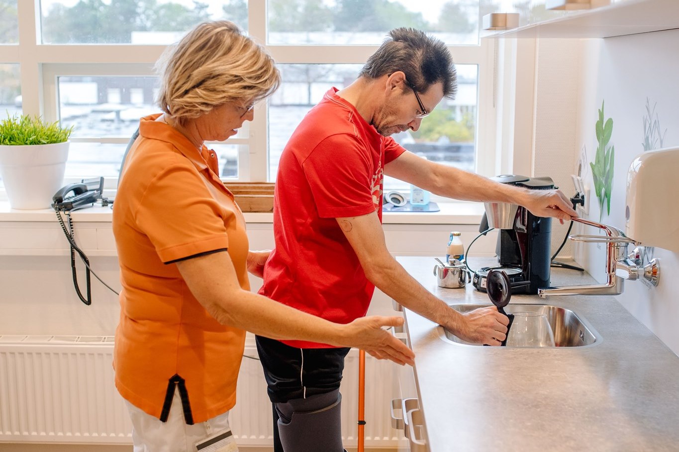 Leren gebruiken prothese bij dagelijkse activiteiten