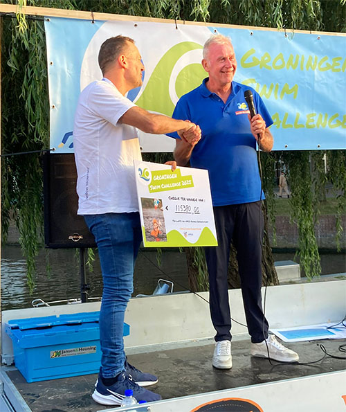 Groningen Swim Challenge 2025 uitreiking cheque
